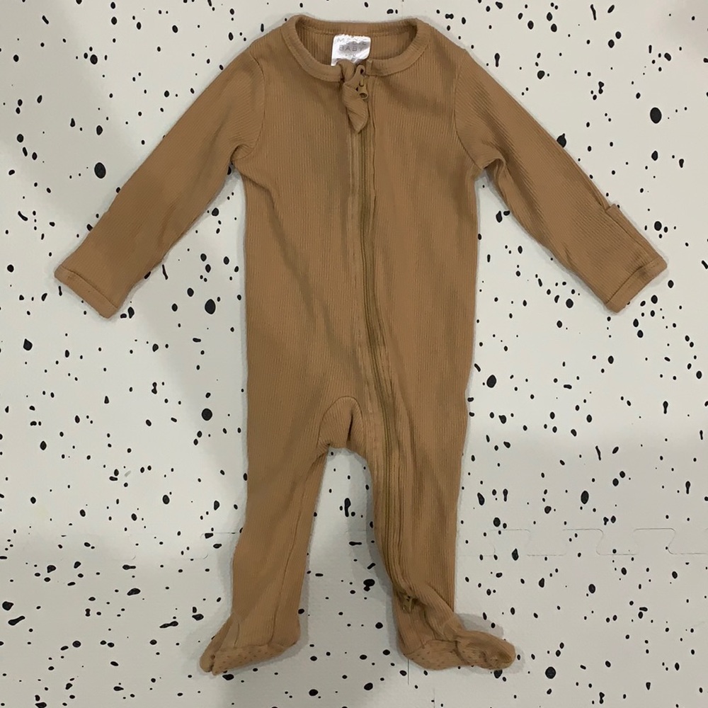 Mebie baby footed pajamas with 2 way zipper; 6-12m
